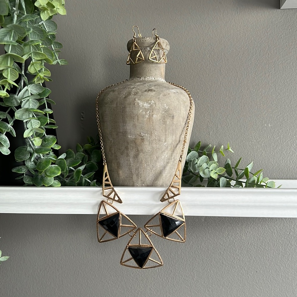 Charming Charlie Black & Gold Statement Necklace and Earring Set